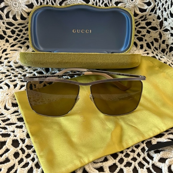 Gucci Sunglasses - Picture 1 of 6